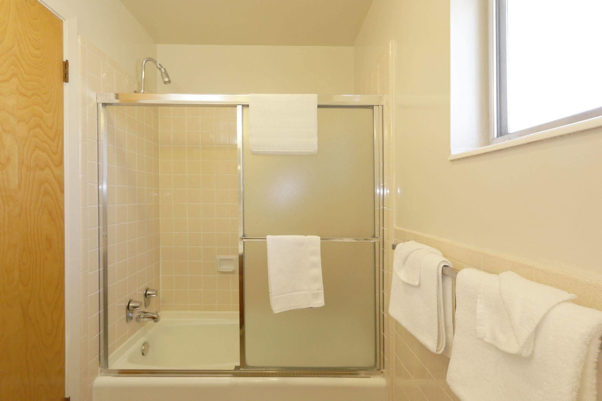Town House Motel Winnemucca Esterno foto
